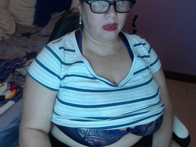 ElizabethTaylor8's BongaCams show and profile
