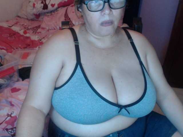 ElizabethTaylor8's BongaCams show and profile