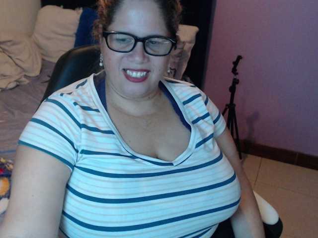 ElizabethTaylor8's BongaCams show and profile