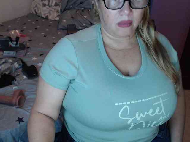 ElizabethTaylor8 webcam