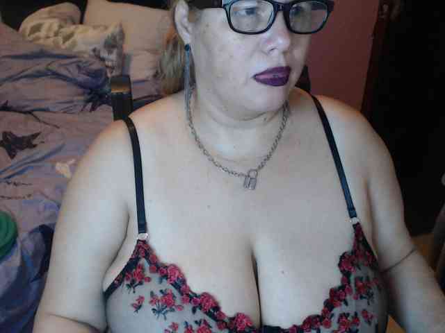 ElizabethTaylor8 webcam