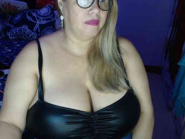 ElizabethTaylor8 webcam