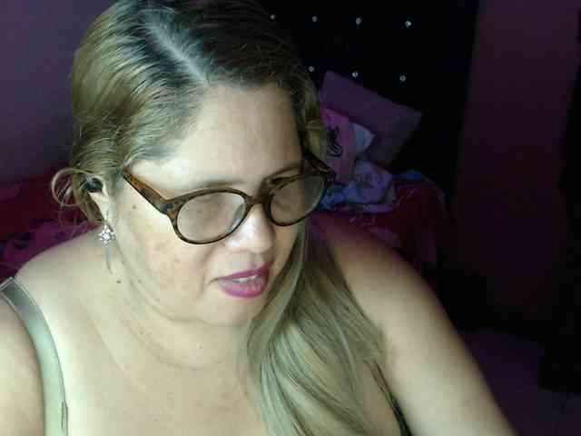 ElizabethTaylor8 webcam