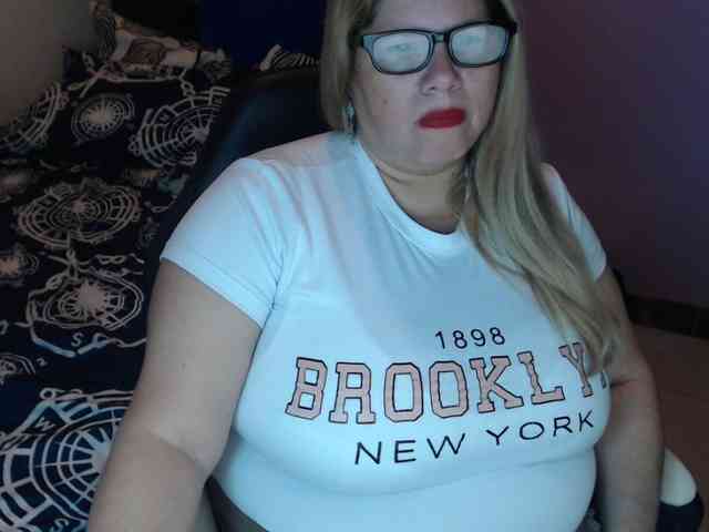 enter chatroom ElizabethTaylor8