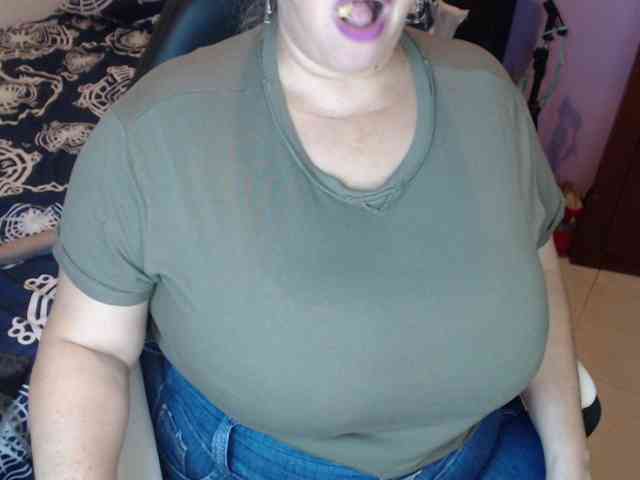 ElizabethTaylor8 webcam