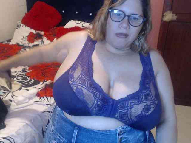 sexy striptease ElizabethTaylor8