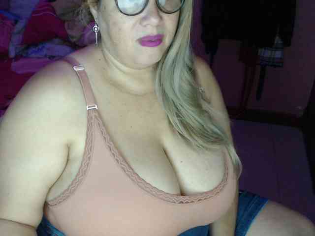 ElizabethTaylor8 webcam