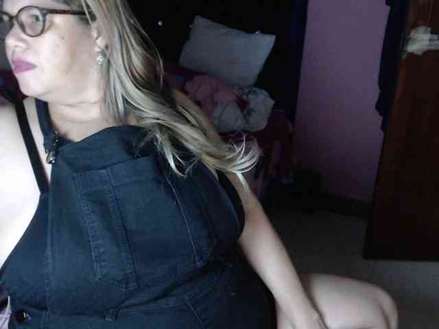 ElizabethTaylor8 webcam