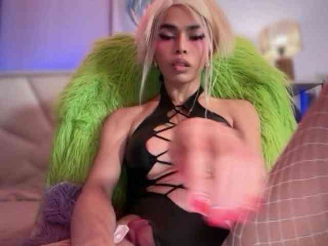 AmethystTS Live Webcam on BongaCams