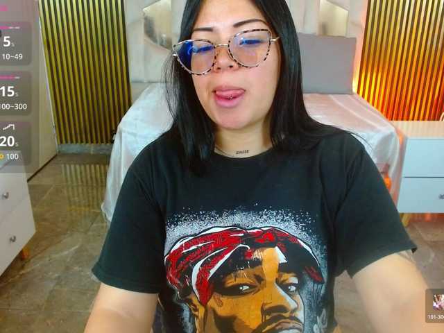 martina-tay's BongaCams show and profile