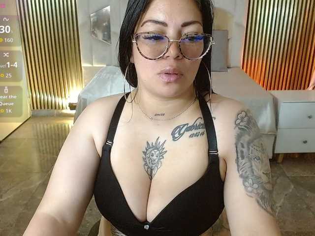 martina-tay's BongaCams show and profile