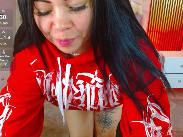 martina-tay's BongaCams show and profile