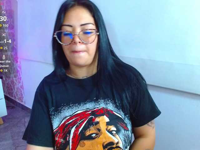 martina-tay's BongaCams show and profile