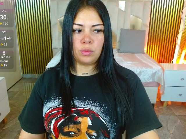 martina-tay's BongaCams show and profile