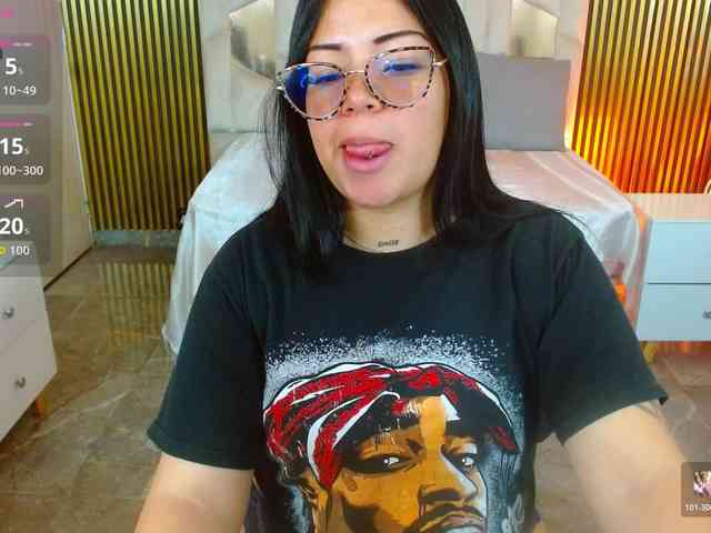 martina-tay martina-tay