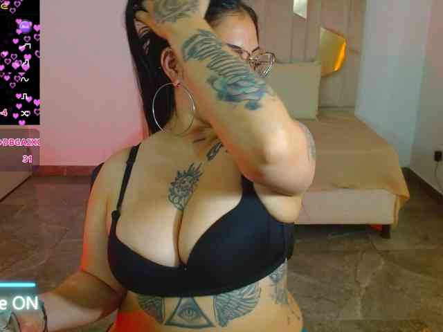 martina-tay webcam