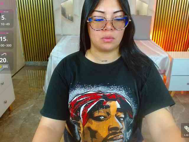 martina-tay martina-tay