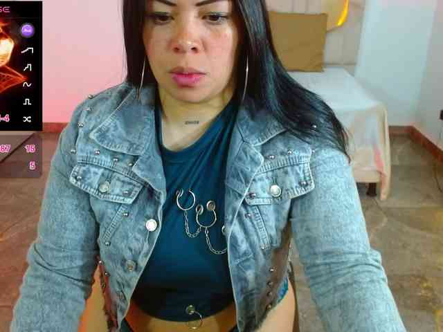 martina-tay webcam