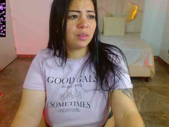 martina-tay webcam
