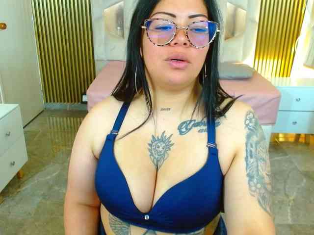 martina-tay webcam
