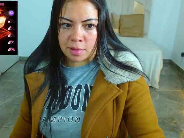 martina-tay webcam