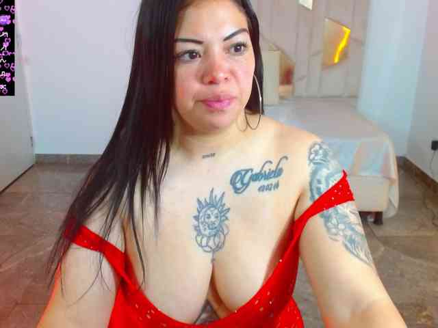martina-tay webcam