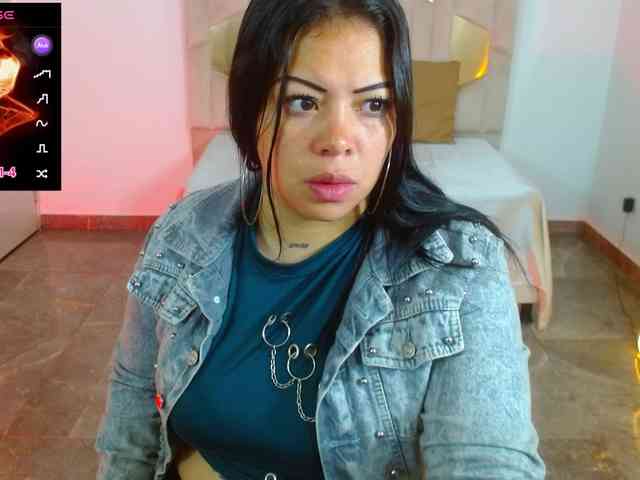 martina-tay webcam