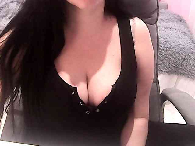 NikaKrasina webcam