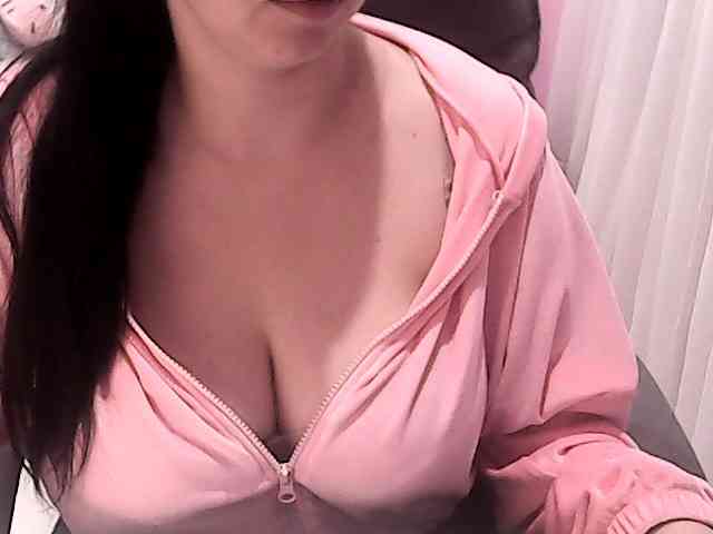 NikaKrasina webcam