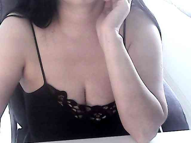 NikaKrasina webcam