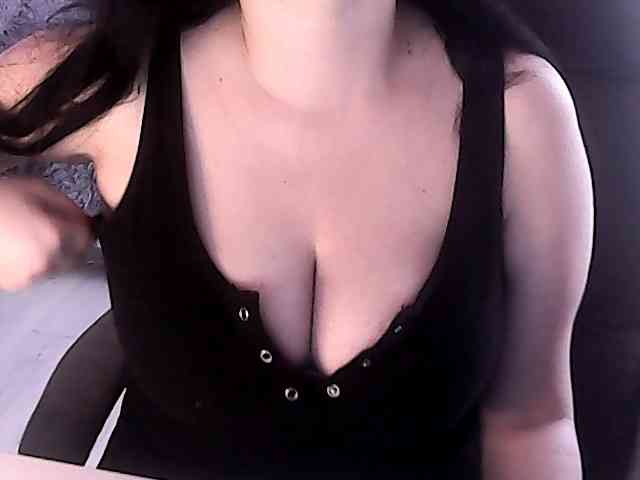 NikaKrasina webcam