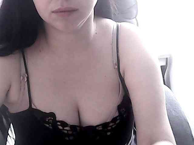 NikaKrasina webcam