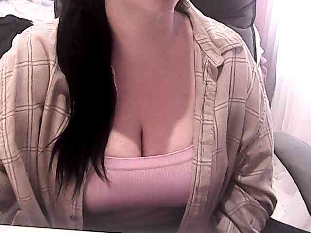 NikaKrasina webcam