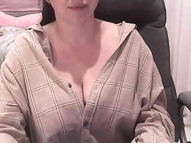 NikaKrasina webcam
