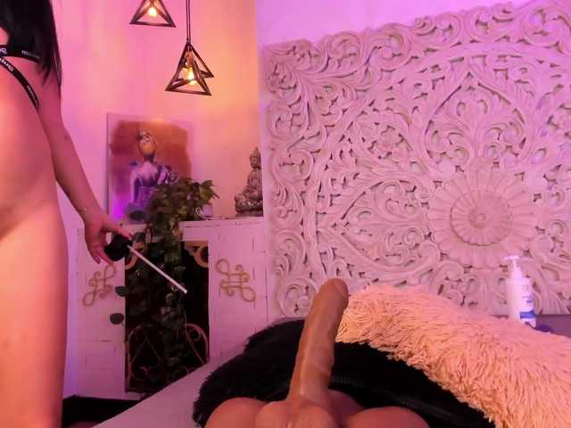 antonnella-lopez's BongaCams show and profile