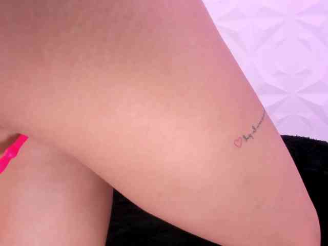 antonnella-lopez webcam