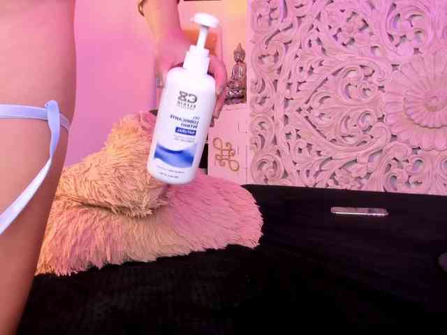 antonnella-lopez webcam