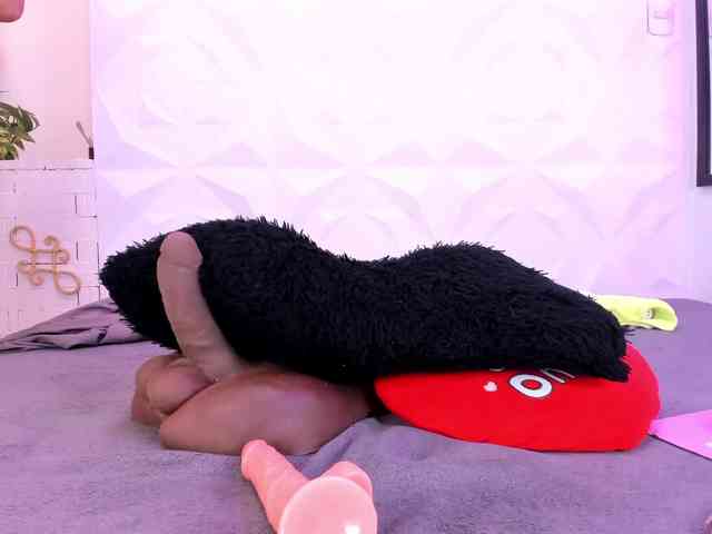antonnella-lopez webcam