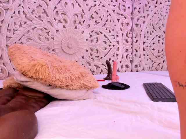 antonnella-lopez webcam