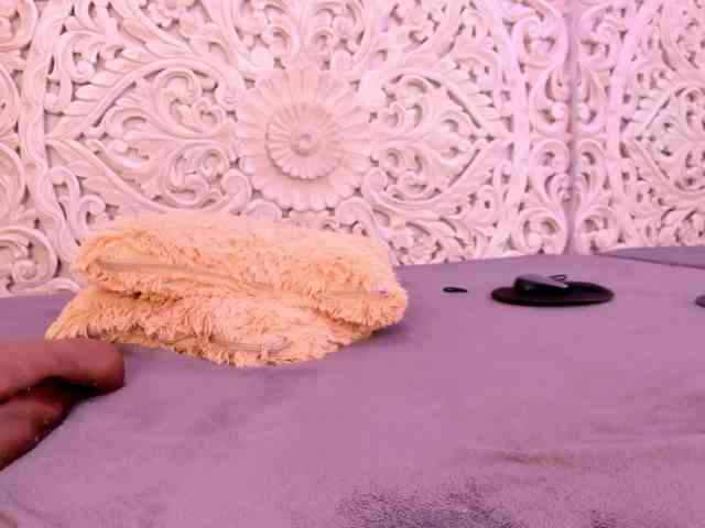 antonnella-lopez webcam