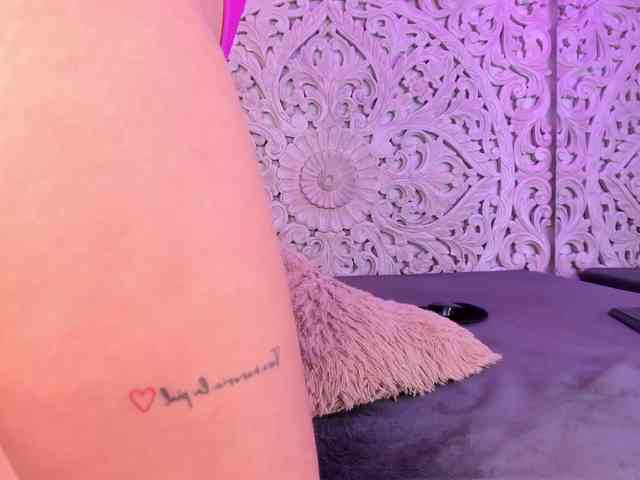 antonnella-lopez webcam