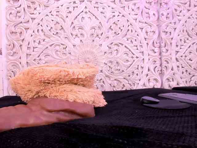 antonnella-lopez webcam