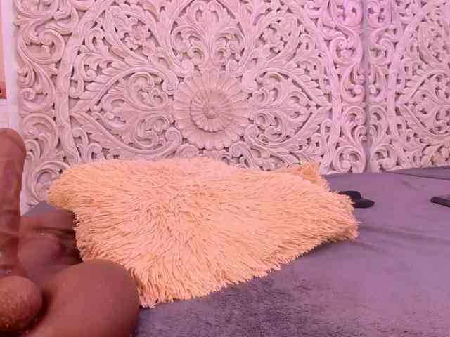 antonnella-lopez webcam