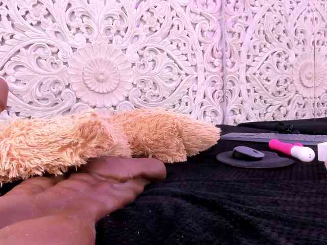 antonnella-lopez webcam