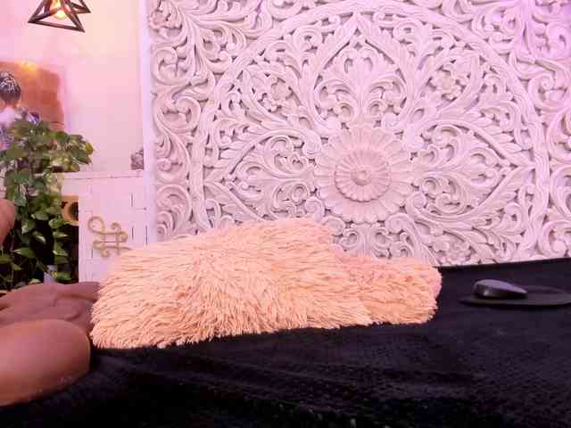 antonnella-lopez webcam