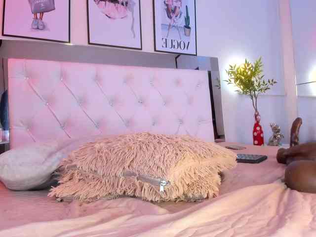 antonnella-lopez webcam