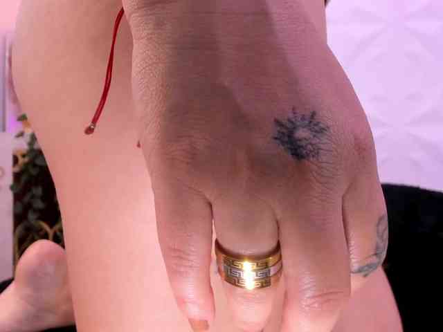 antonnella-lopez webcam