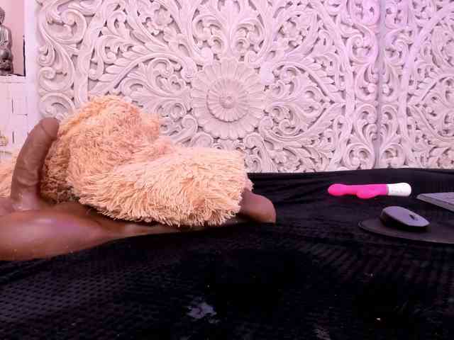 antonnella-lopez webcam