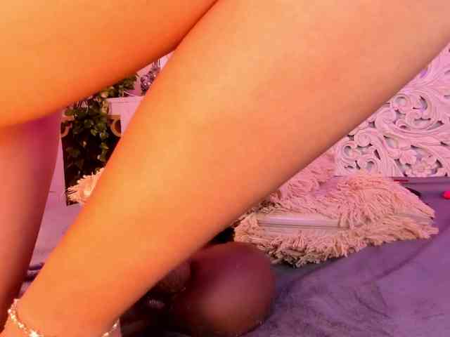 antonnella-lopez webcam