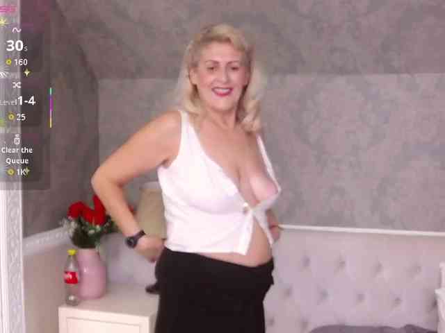 ElenaJuarez webcam